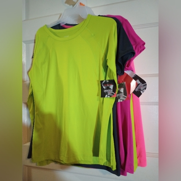 - Danskin sports shirts various sizes and colors, please read description - Picture 1 of 3